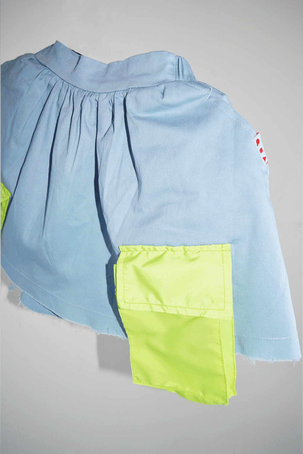 FALDA AZUL ANIMADORA